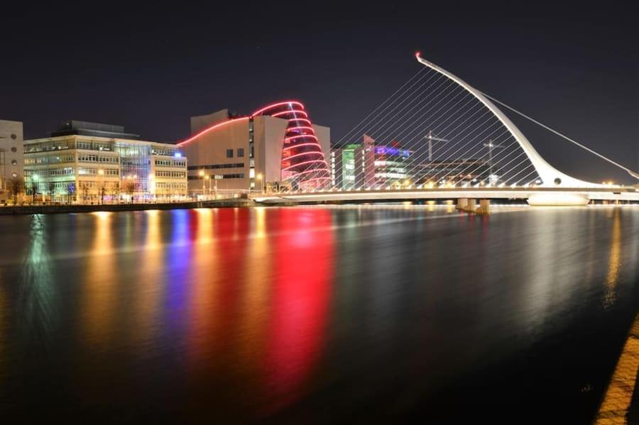 Central Prime King Size Apartment Dublin Bilik gambar